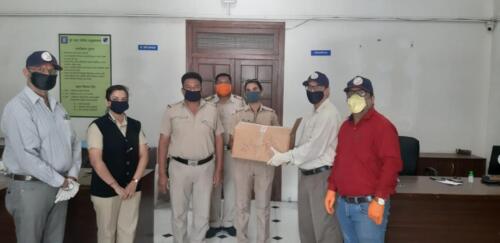 Safety kit distribution at various Police stations in Pune During Covid19_1